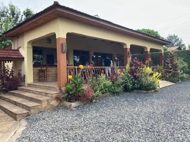 Ahadi Lodge アルーシャ エクステリア 写真