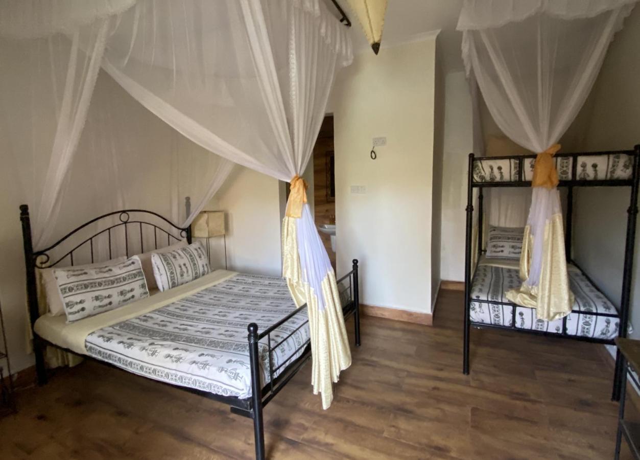 Ahadi Lodge アルーシャ エクステリア 写真