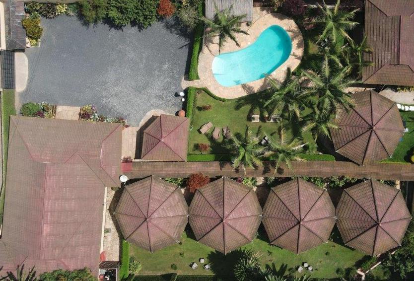 Ahadi Lodge アルーシャ エクステリア 写真
